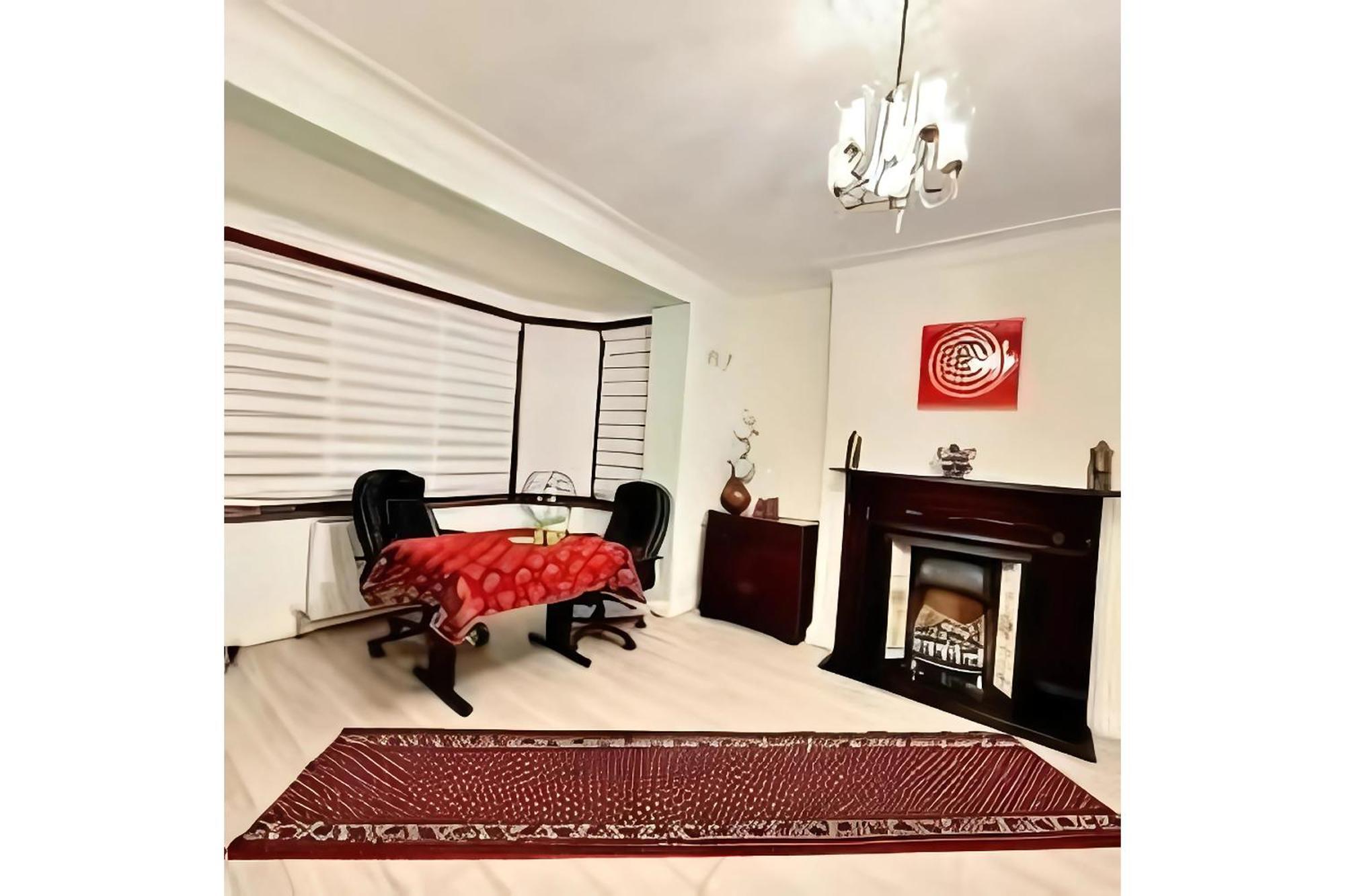 Beautiful Double En-Suite Room, Separate Entrance, Ilford, Central Line Gants Hill, Free Parking Bagian luar foto